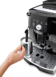 machine à café DeLonghi Magnifica S