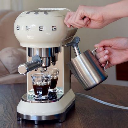 Machine à café Smeg : fonctionnement